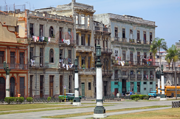 Maison typique de la vieille ville, La Havane
 - Photo, image