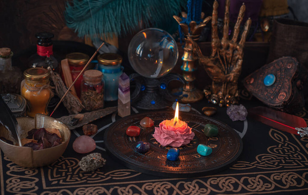 Magical scene, esoteric and wicca concept, fortune telling, witch stuff on a table - Φωτογραφία, εικόνα
