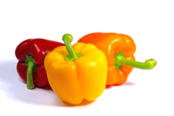 Kleurrijke pepers, capsicum, in close-up - Foto, afbeelding