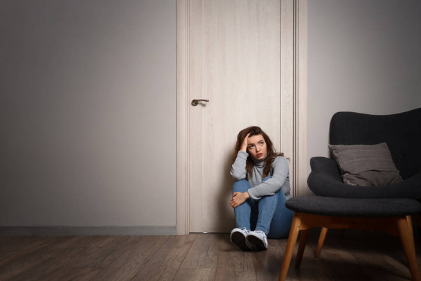 Young woman having panic attack at home - Photo, Image