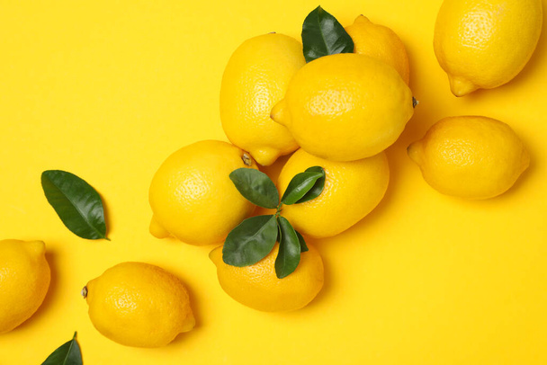 Konzept der schmackhaften Zitrusfrüchte - köstliche Zitrone - Foto, Bild