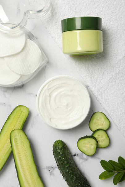 Concept of face and skin care - cucumber cosmetic - 写真・画像