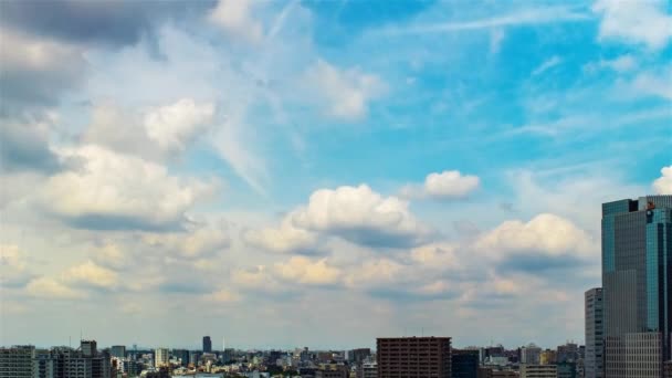Video of sky, clouds, city and buildings, daytime - Video, Çekim