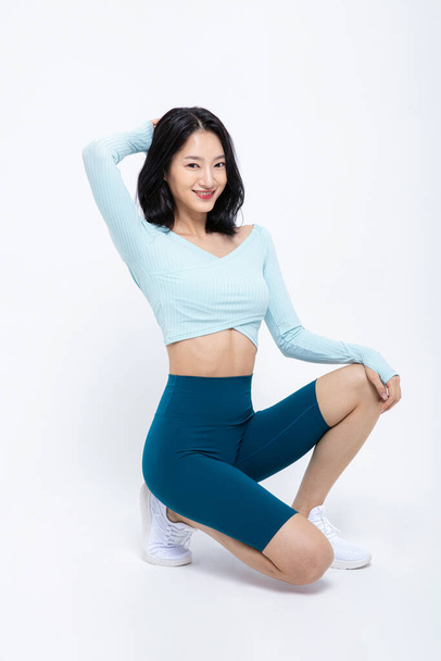 healthy beauty concept photo of korean asian beautiful woman sitting and posing - Foto, afbeelding