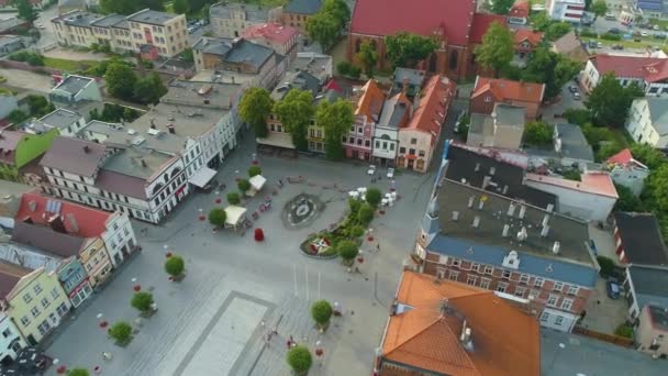 Centrum Targowe Puck Rynek Aerial View Poland. Wysokiej jakości materiał 4k - Materiał filmowy, wideo