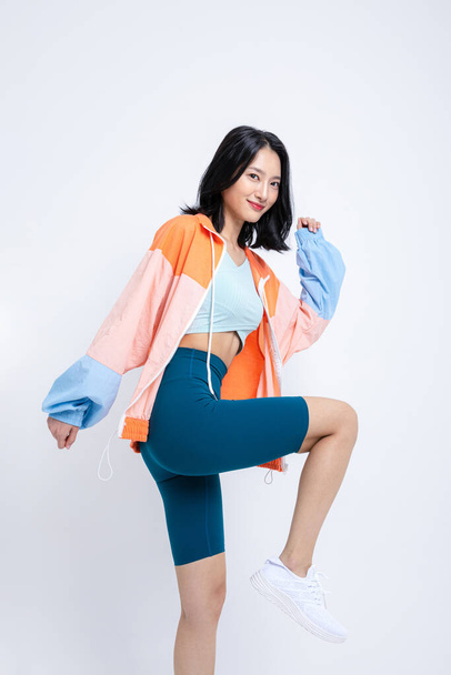 healthy beauty concept photo of korean asian beautiful woman running pose - Foto, afbeelding
