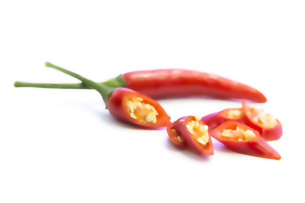 gesneden rode chili peper - Foto, afbeelding