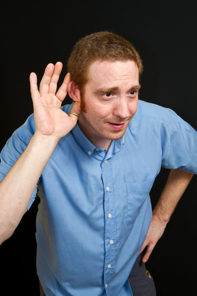 Man trying to hearing - Foto, imagen