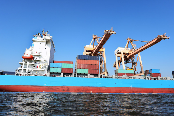 Recipiente de carga navio de carga para importação logística fundo de exportação
 - Foto, Imagem