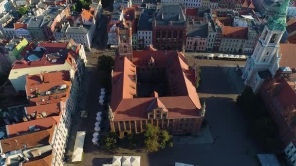 旧市街広場Torun Ratusz Centrum Stary Rynk空からの眺めポーランド。高品質4k映像 - 映像、動画