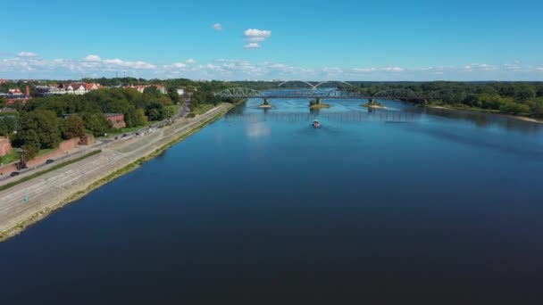 Vistula Demiryolu Köprüsü Torun Wisla En Kolejowy Hava Görüntüsü Polonya. Yüksek kalite 4k görüntü - Video, Çekim