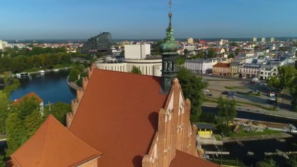 Cathedral Old Town Market Bydgoszcz Katedra Starý Rynek Aerial View Polsko. Vysoce kvalitní 4K záběry - Záběry, video