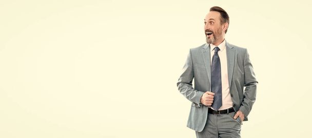 Man face portrait, banner with copy space. surprised grizzled ceo in businesslike suit full length isolated on white copy space, businessperson - Foto, afbeelding