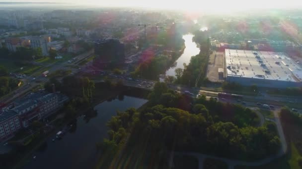 Hermoso paisaje Río Brda Bydgoszcz La mayoría de Pomorski Vista aérea Polonia. Imágenes de alta calidad 4k - Metraje, vídeo