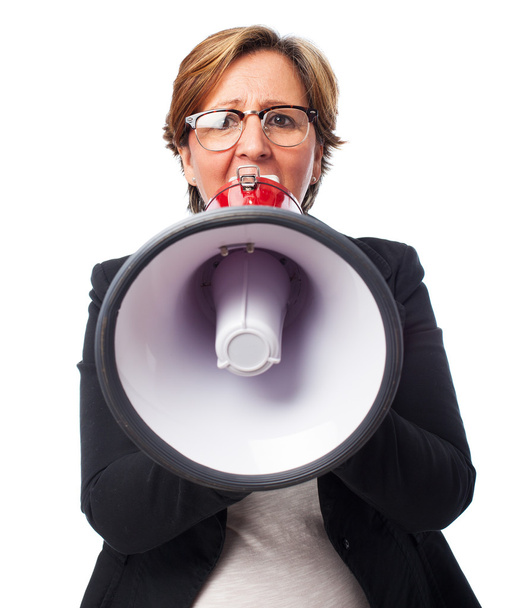 Жінка кричить з мегафоном
 - Фото, зображення