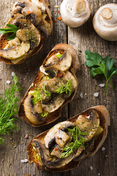 Crostini with mushrooms and cheese - Photo, Image
