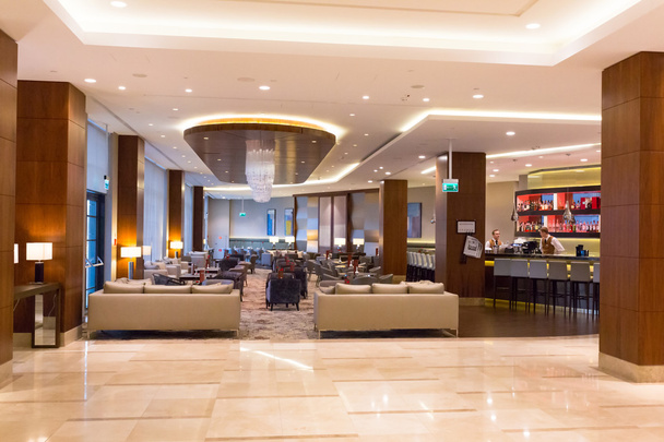 Lobby and hall of DoubleTree by Hilton Hotel - Φωτογραφία, εικόνα