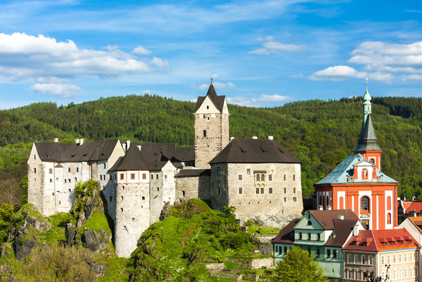 Castello di Loket con città, Repubblica Ceca
 - Foto, immagini