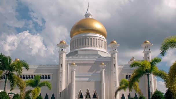 Ulkopuolella Omar Ali Saifuddin Bandar Seri Begawan Brunei saarella Borneo - Materiaali, video