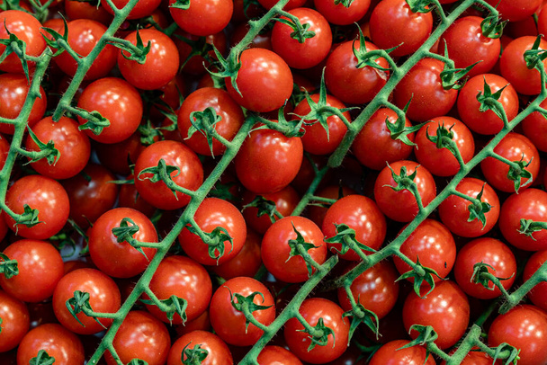 tomates Cherry, Mercat de l Olivar, Palma, Mallorca, Balearic Islands,スペイン - 写真・画像