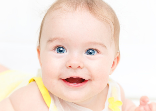Cute smiling baby girl isolated on white - Foto, Imagem