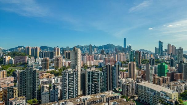 Kowloon City District, monipuolinen ja vilkas piiri Hongkongissa, 22 heinäkuu 2023 - Valokuva, kuva
