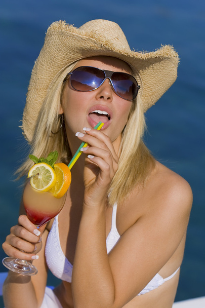 Beutiful Blond Girl In Bikini Drinking Cocktail By The Sea - Fotó, kép