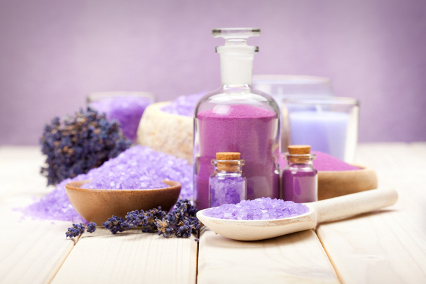 Spa Treatment - Lavender aromatherapy - Foto, imagen