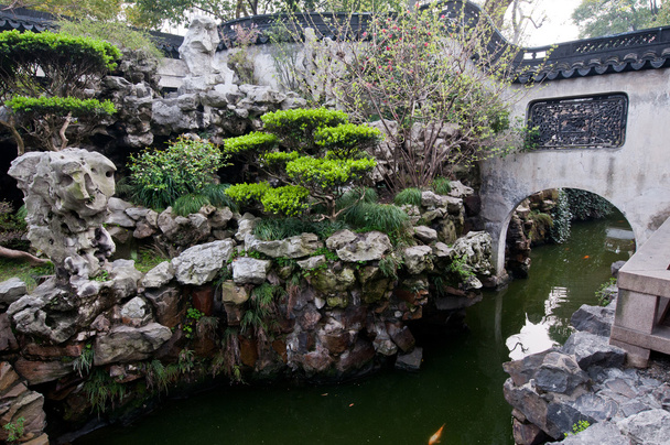 Сад Юйюань
 - Фото, изображение