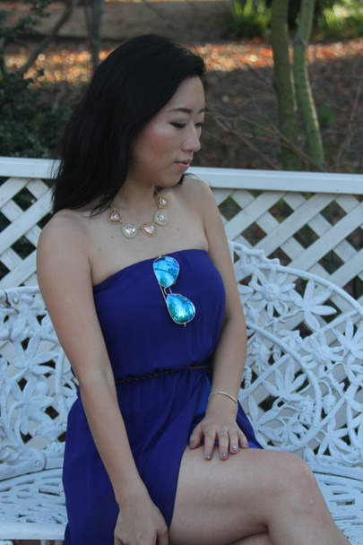 Pretty Chinese  girl in a blue dress - Zdjęcie, obraz