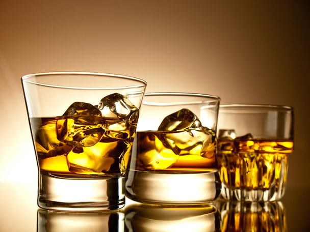 Whiskey on the rocks - Foto, afbeelding