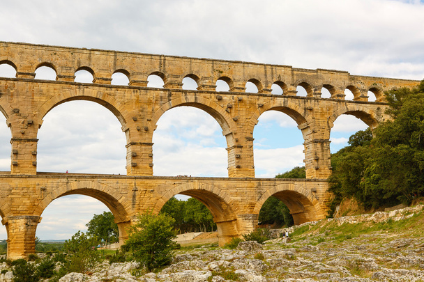 Pont du Gard, starego rzymskiego akweduktu w pobliżu Nimes w południowej Frank - Zdjęcie, obraz