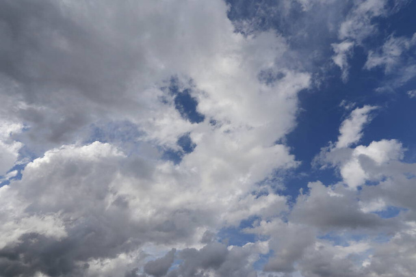 хмари на блакитному небі, фон
 - Фото, зображення
