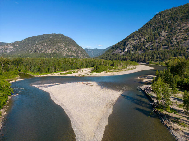 Aerial drone view of the Similkameen River near Princeton in British Columbia, Canada. - Photo, Image