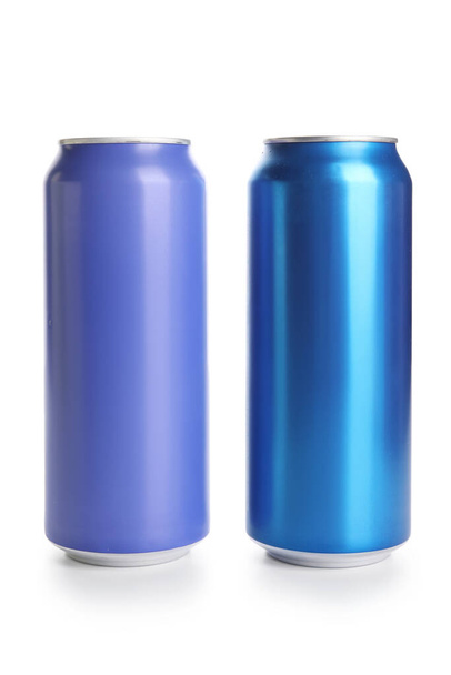 Latas de refrigerante isoladas sobre fundo branco - Foto, Imagem