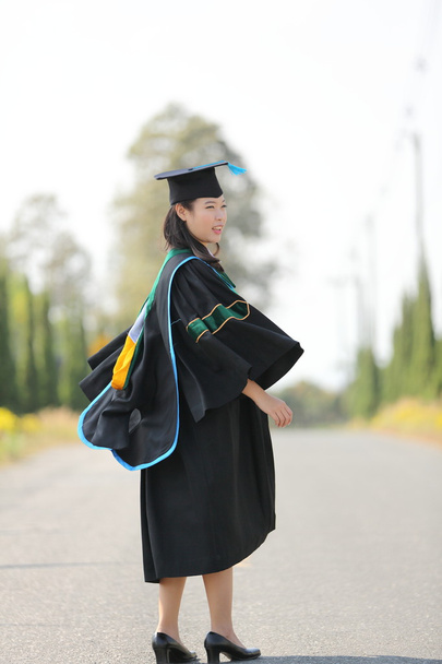 Het meisje in Graduation day - Foto, afbeelding