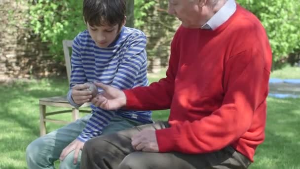 Grand-père avec bocce
 - Séquence, vidéo