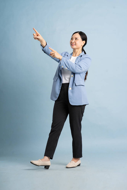 full body photo of a middle-aged businesswoman - Photo, Image
