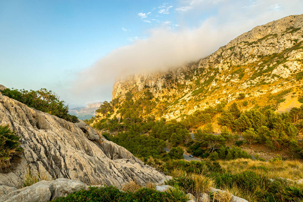 Na cestě k vrcholu na krásném Baleárském ostrově Mallorca - Cap de Formentor - Španělsko - Fotografie, Obrázek