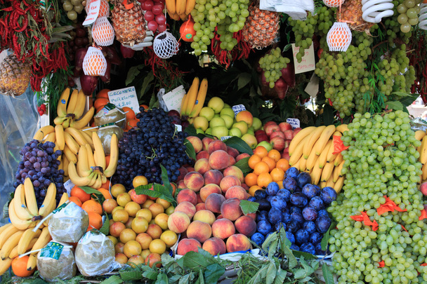 выставка разноцветных фруктов
 - Фото, изображение