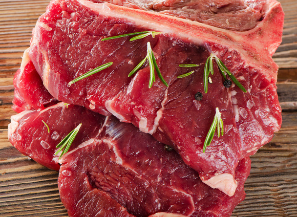Beef t-bone steak - Фото, изображение