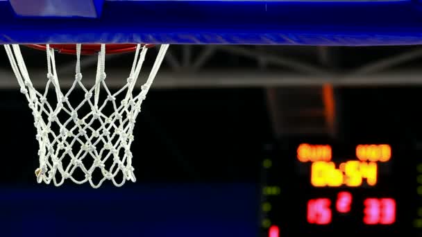Basketbalové utkání velký význam - Záběry, video
