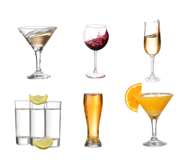 Collage van alcohol drinkt. geïsoleerd op wit - Foto, afbeelding