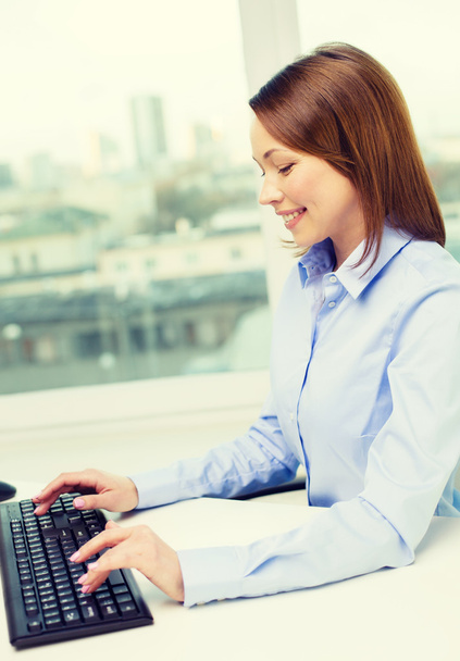 businesswoman or student with computer - Foto, Imagem