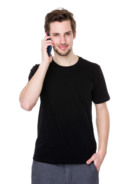 Mann telefoniert mit Handy - Foto, Bild