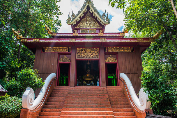 Kerk van Emerald Buddha in Chiang Rai, Thailand. - Foto, afbeelding