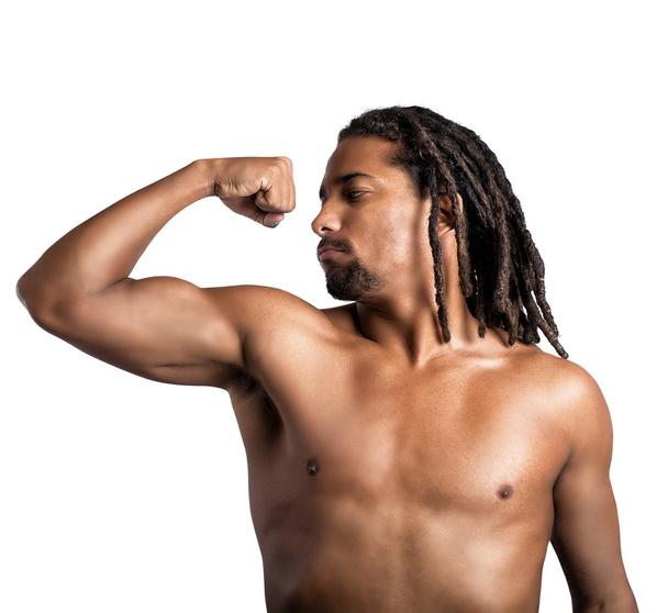 El hombre se ve orgulloso en bíceps
 - Foto, imagen