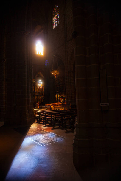 Intérieur de la cathédrale royale Sainte-Marie de Pampelune, Espagne - Photo, image
