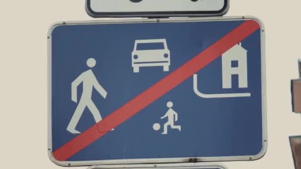 Traffic sign End of Living area in Wroclaw, Poland - Footage, Video
