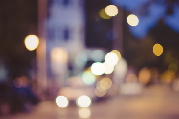 Прекрасний фон боке світла вночі на дорозі з машиною
 - Фото, зображення